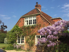 1 Bed in Beaulieu 78926